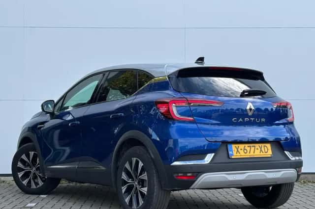 Renault Captur (2024) thumbnail 6