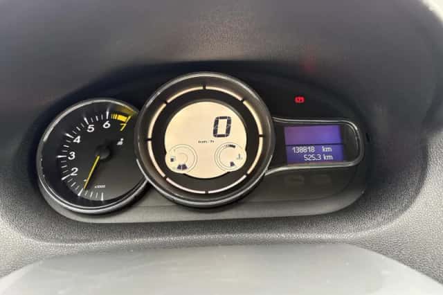 Renault Mégane (2015) thumbnail 4