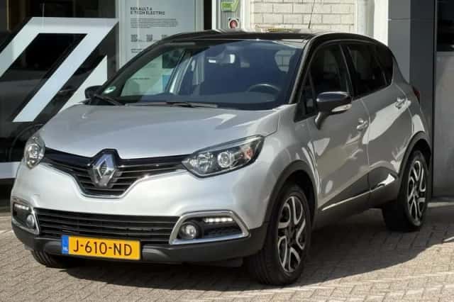 Renault Captur (2017) thumbnail 3