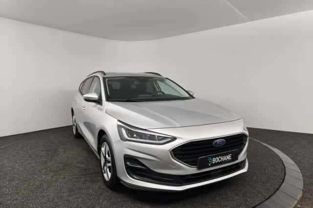 Ford Focus (2022) thumbnail 5