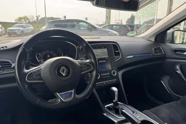 Renault Mégane (2017) thumbnail 3