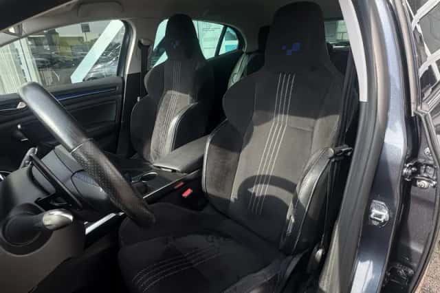 Renault Mégane (2017) thumbnail 6