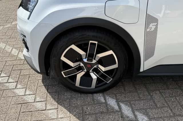 Renault 5 (2025) thumbnail 4