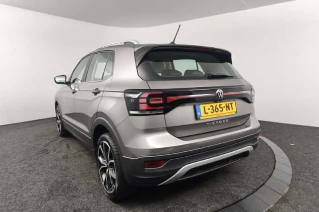 Volkswagen T-Cross (2021) thumbnail 6
