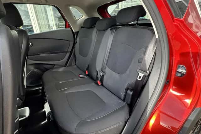 Renault Captur (2017) thumbnail 5