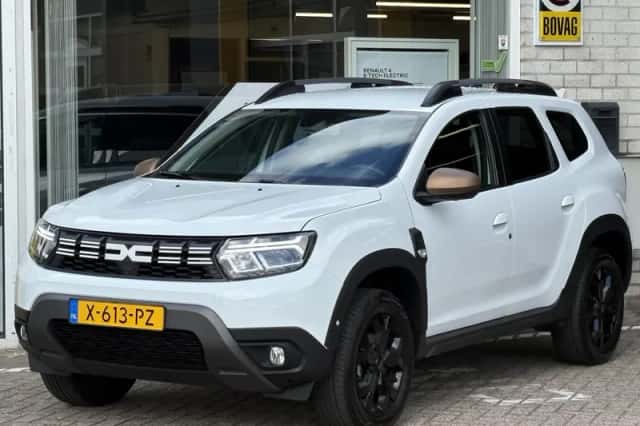 Dacia Duster (2024) thumbnail 3