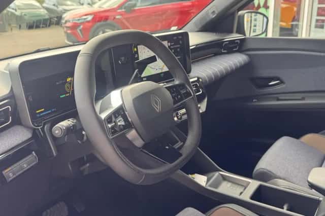 Renault 5 (2025) thumbnail 4