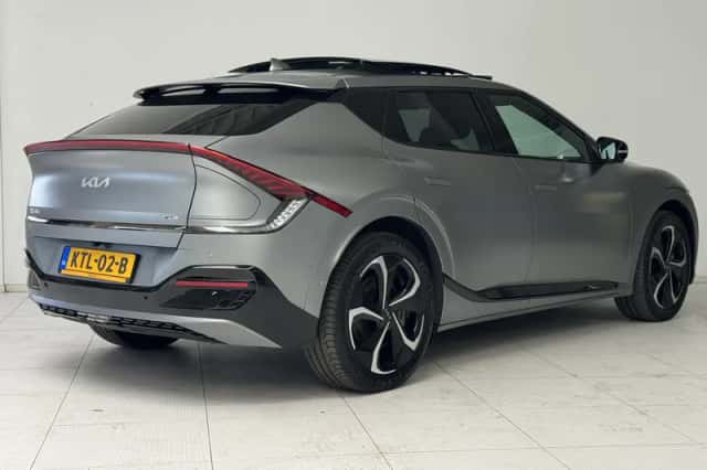 Kia EV6 (2024) thumbnail 2