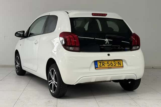 Peugeot 108 (2015) thumbnail 6
