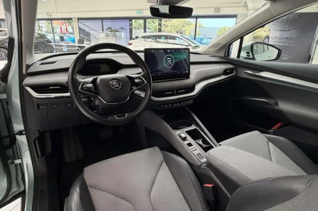 Škoda Enyaq (2021) thumbnail 3