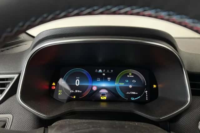 Renault Clio (2024) thumbnail 4