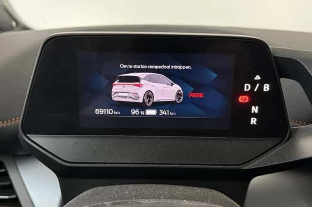 CUPRA Born (2022) thumbnail 4