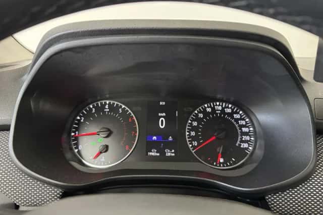 Dacia Sandero (2022) thumbnail 4
