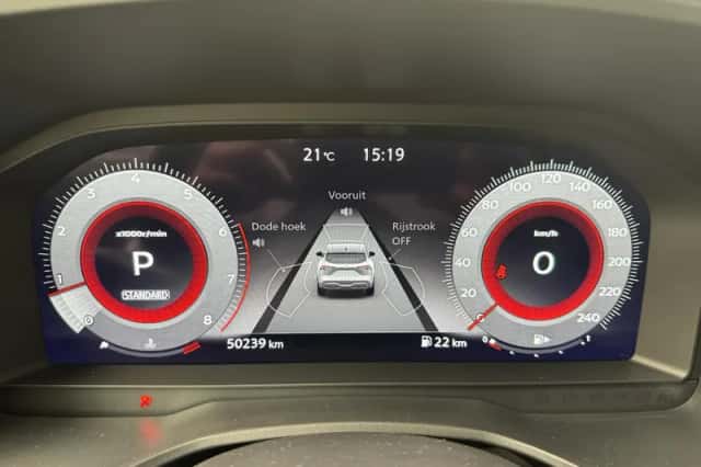 Nissan Qashqai (2023) thumbnail 4
