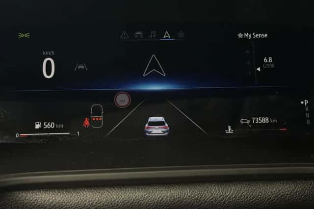 Renault Mégane (2023) thumbnail 4