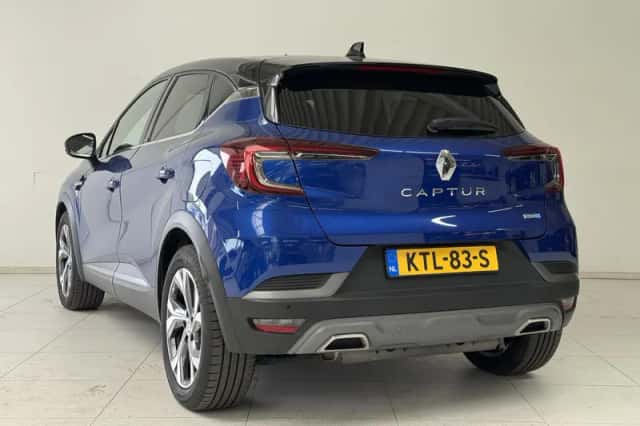 Renault Captur (2021) thumbnail 5