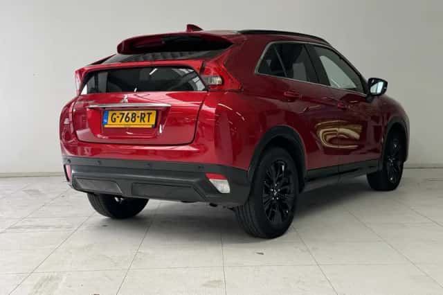 Mitsubishi Eclipse Cross (2019) thumbnail 2