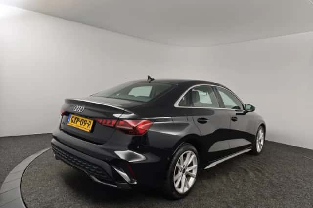 Audi A3 (2025) thumbnail 2