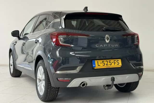 Renault Captur (2021) thumbnail 6
