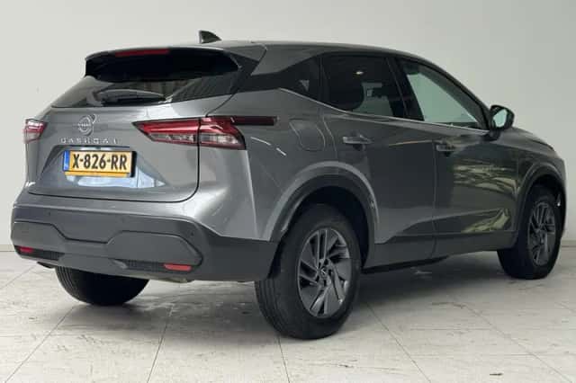Nissan Qashqai (2022) thumbnail 2