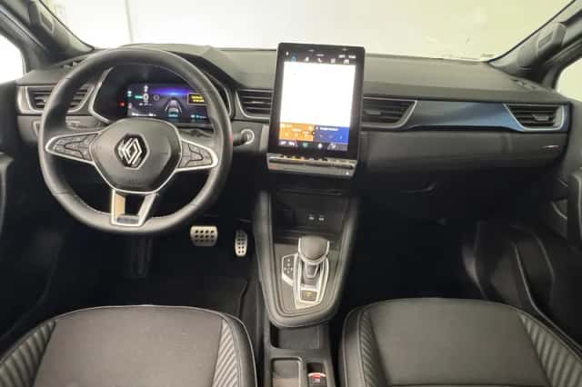 Renault Captur (2024) thumbnail 3
