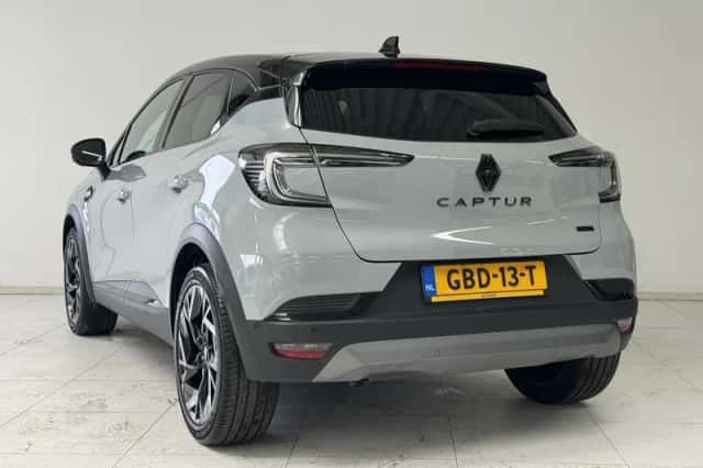 Renault Captur (2024) thumbnail 6