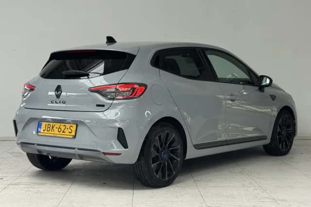 Renault Clio (2025) thumbnail 2