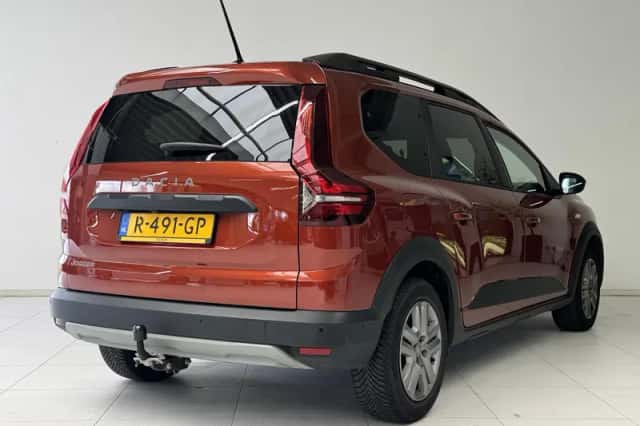 Dacia Jogger (2022) thumbnail 2