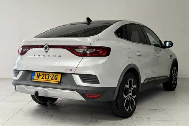 Renault Arkana (2021) thumbnail 2