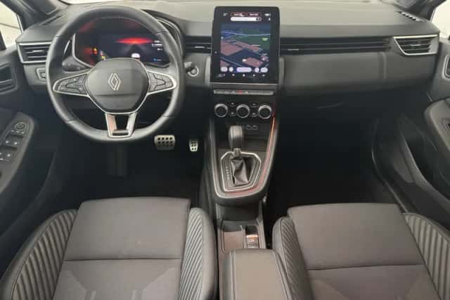 Renault Clio (2025) thumbnail 3