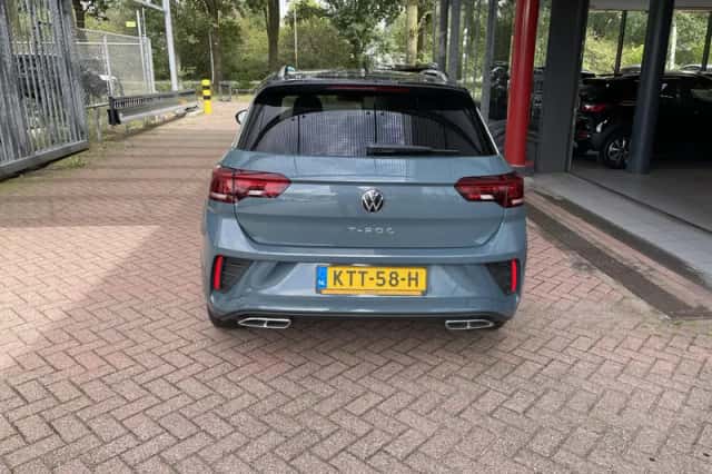 Volkswagen T-Roc (2025) thumbnail 6
