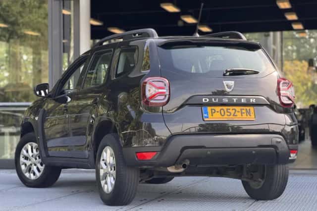Dacia Duster (2022) thumbnail 6