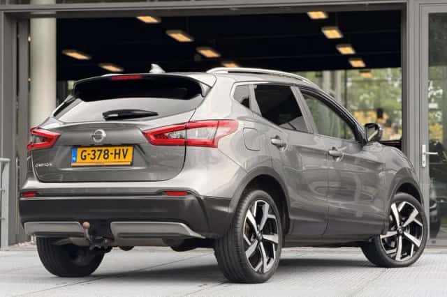 Nissan Qashqai (2019) thumbnail 2