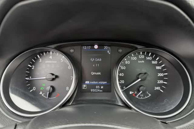 Nissan Qashqai (2019) thumbnail 4