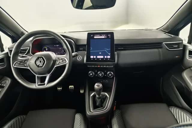 Renault Clio (2023) thumbnail 3