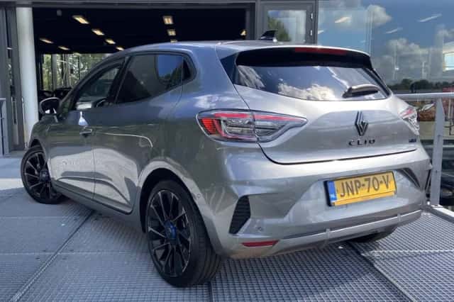 Renault Clio (2025) thumbnail 6