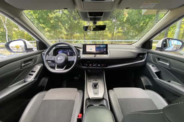 Nissan Qashqai (2024) thumbnail 3