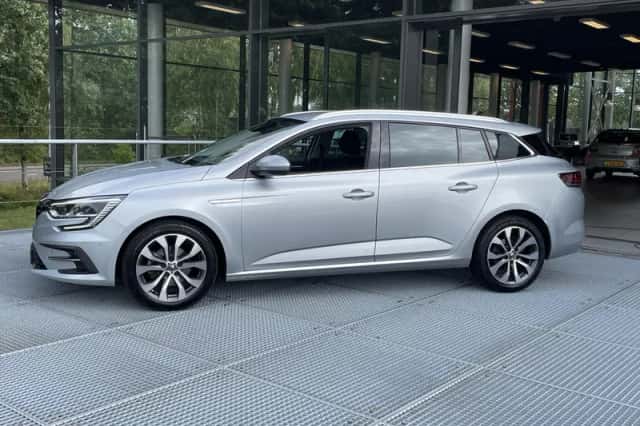Renault Mégane (2023) thumbnail 2