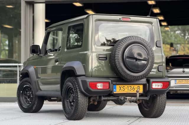 Suzuki Jimny (2019) thumbnail 6