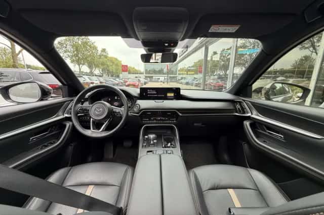 Mazda CX-60 (2025) thumbnail 4