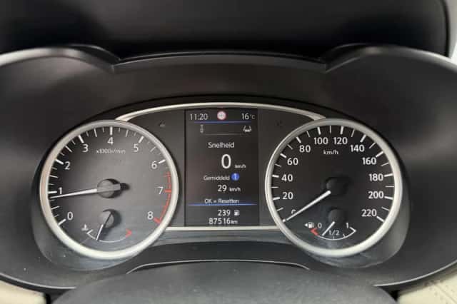 Nissan Micra (2022) thumbnail 4
