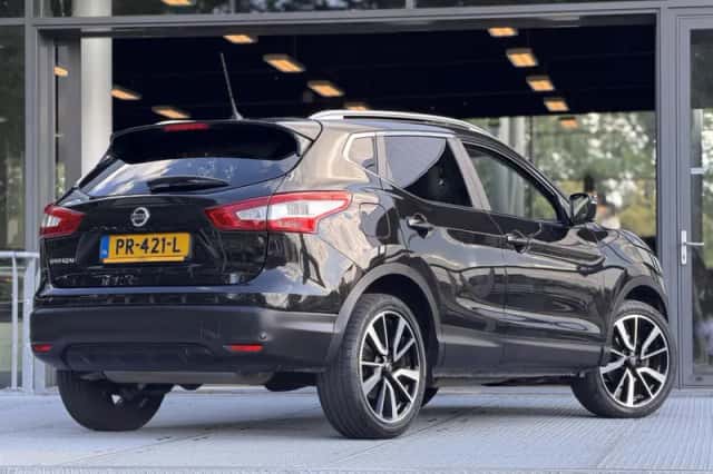 Nissan Qashqai (2017) thumbnail 2
