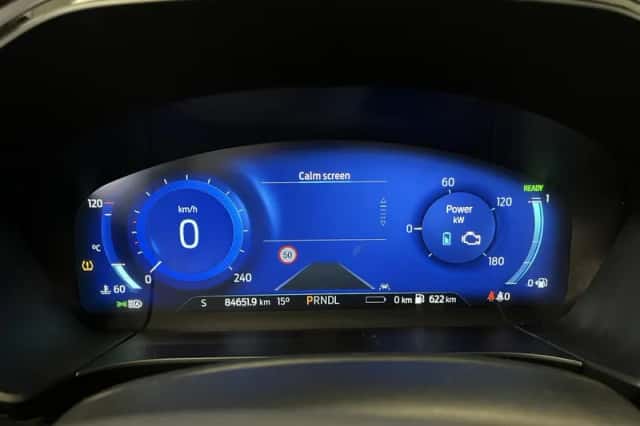 Ford Kuga (2023) thumbnail 4