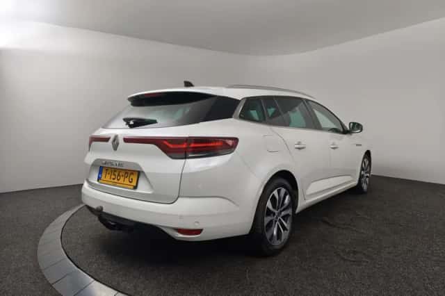 Renault Mégane (2023) thumbnail 2