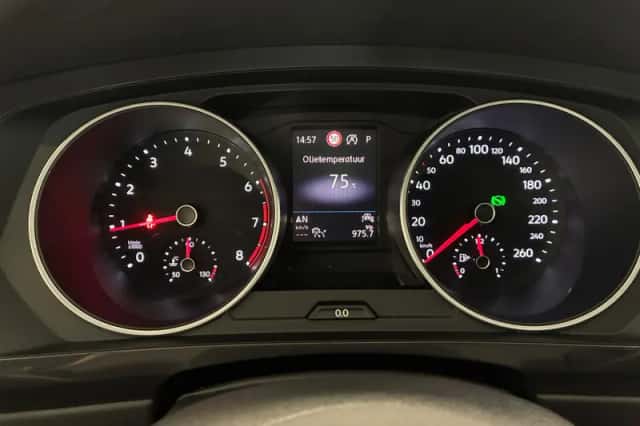 Volkswagen Tiguan (2022) thumbnail 4