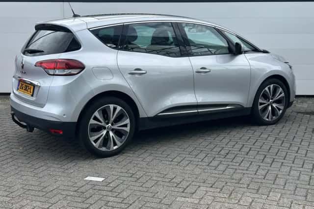 Renault Scénic (2019) thumbnail 2