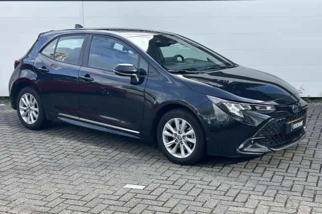 Toyota Corolla (2023) thumbnail 5