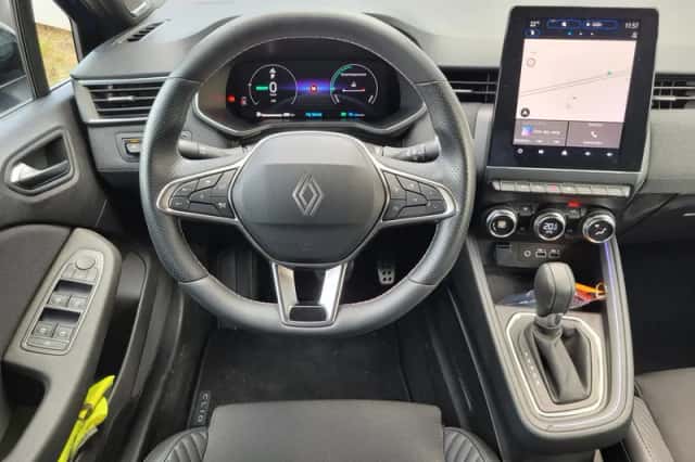 Renault Clio (2025) thumbnail 3