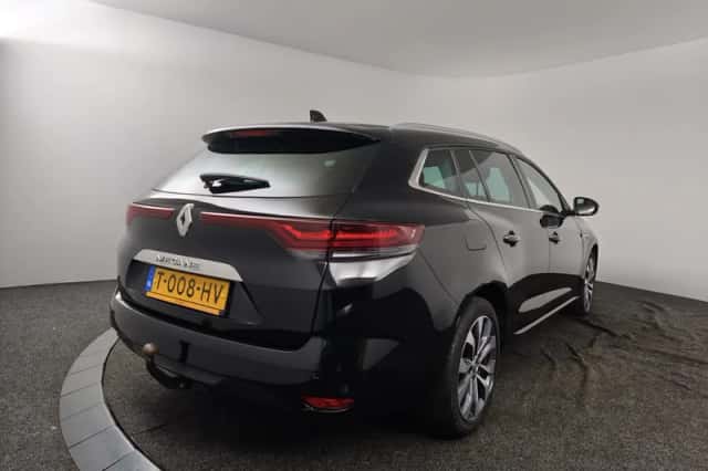 Renault Mégane (2023) thumbnail 2