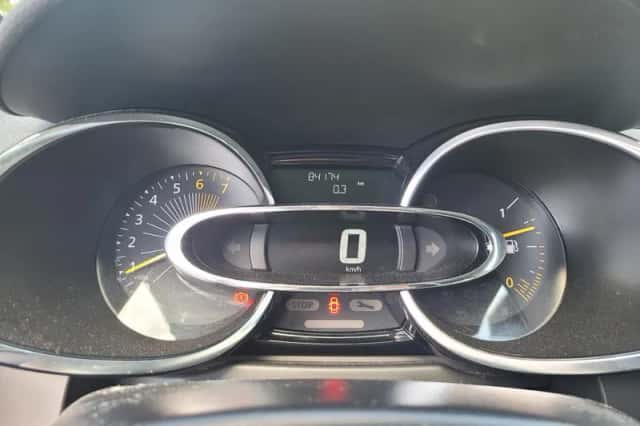Renault Clio (2014) thumbnail 4